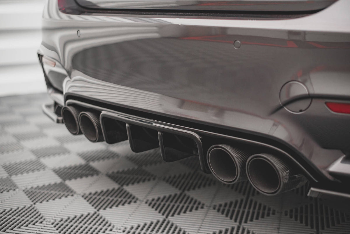 Rear Valance för BMW M4 F82