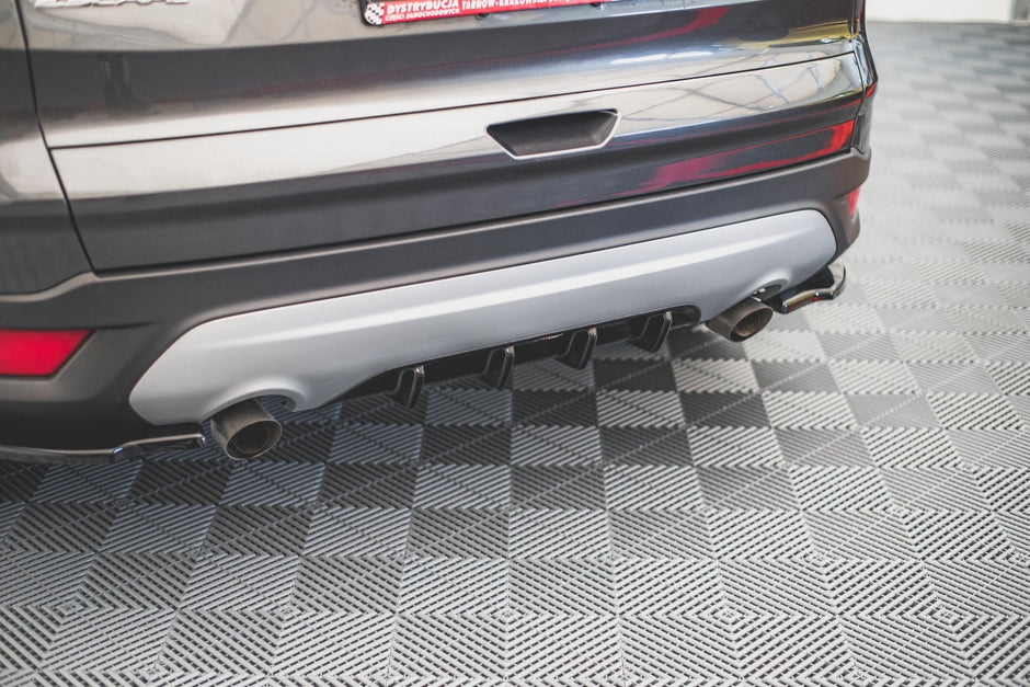 Rear Valance för Ford Escape Mk3