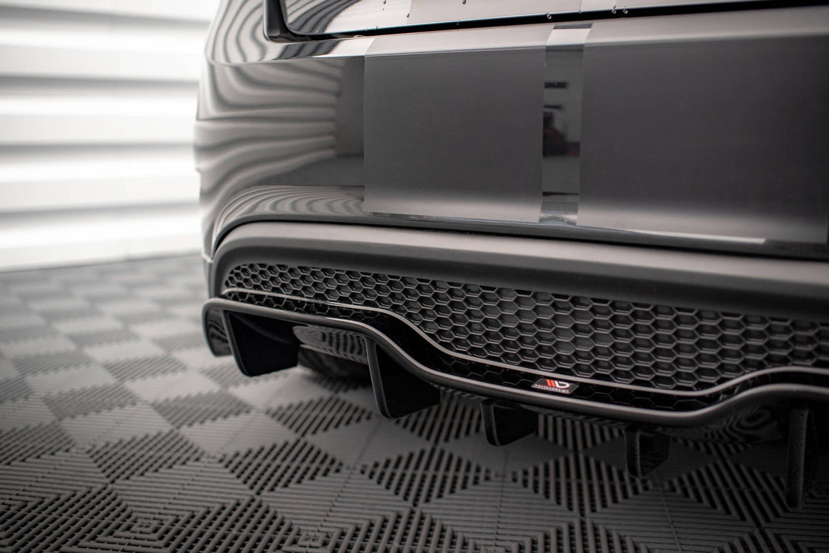 Rear Valance för Ford Fiesta ST (5 door version) Mk7 Facelift