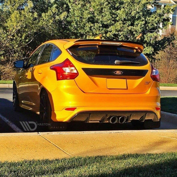 Rear Valance för Ford Focus ST Mk3 (RS LOOK)