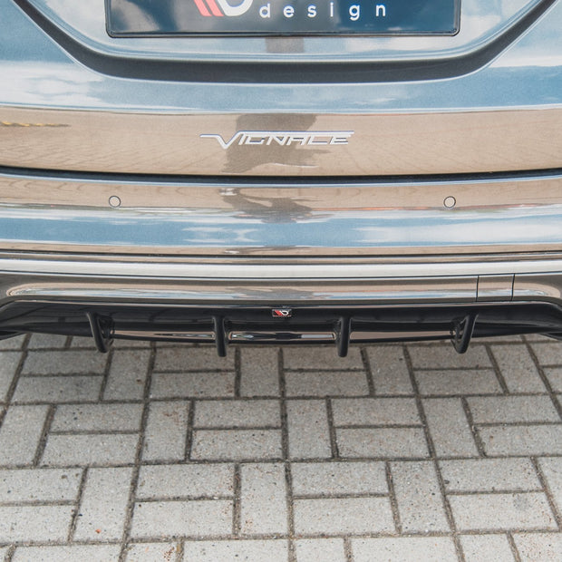 Rear Valance för Ford Mondeo Vignale Mk5 Facelift