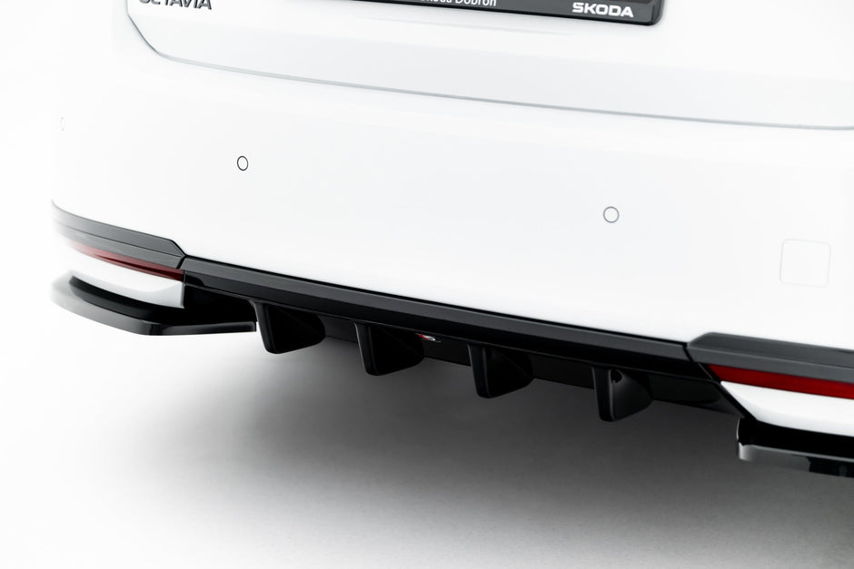 Rear Valance för Skoda Octavia Sportline Liftback / Combi Mk4 Facelift