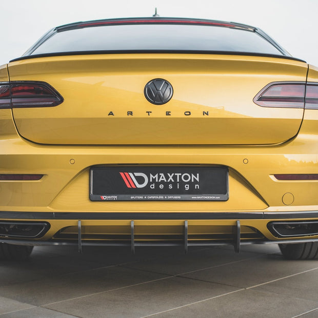 Street Pro Rear Valance + Flaps för Volkswagen Arteon R-Line Sedan / Shooting Brake Mk1