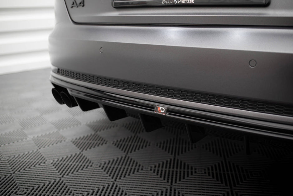 Rear Valance V.1 för Audi A4 S-line B9 (Version with dual Exhaust tips on one side)