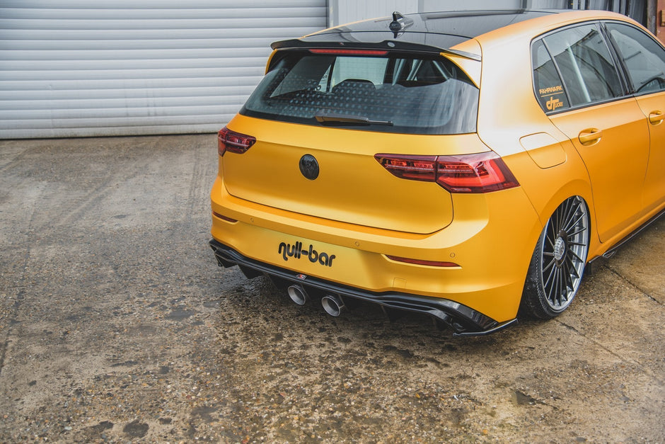 Rear Valance för Volkswagen Golf Mk8 (R32 LOOK)