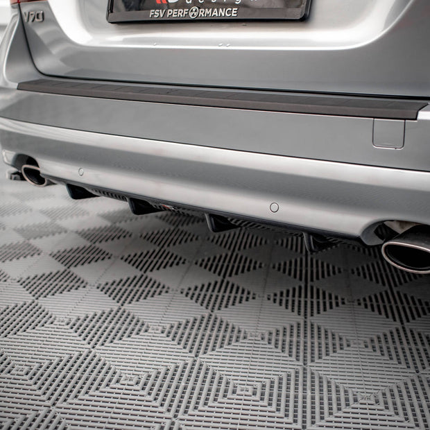 Rear Valance för Volvo V70 Mk3
