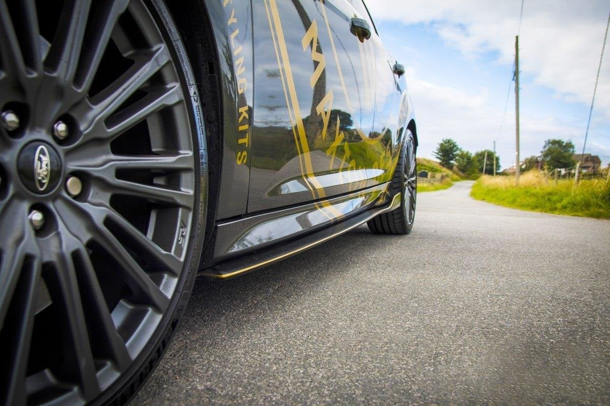Sidokjolar Diffusers Aero för Ford Focus RS Mk3