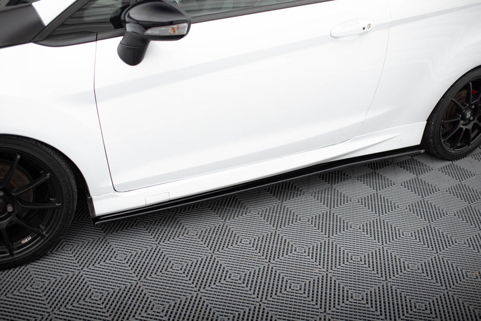 Sidokjolar Diffusers för Ford Fiesta ST / ST-Line Mk7 / Mk7 Facelift