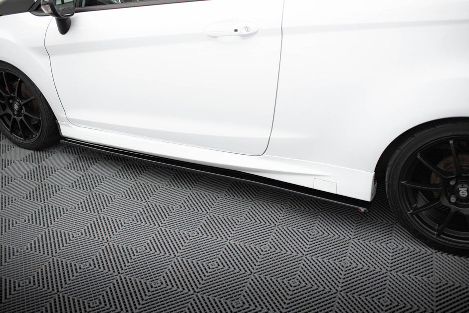 Sidokjolar Diffusers för Ford Fiesta ST / ST-Line Mk7 / Mk7 Facelift