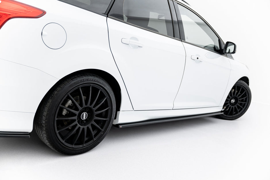 Sidokjolar Diffusers för Ford Focus ST / ST-Line Hatchback / Estate Mk3 / Mk3 Facelift