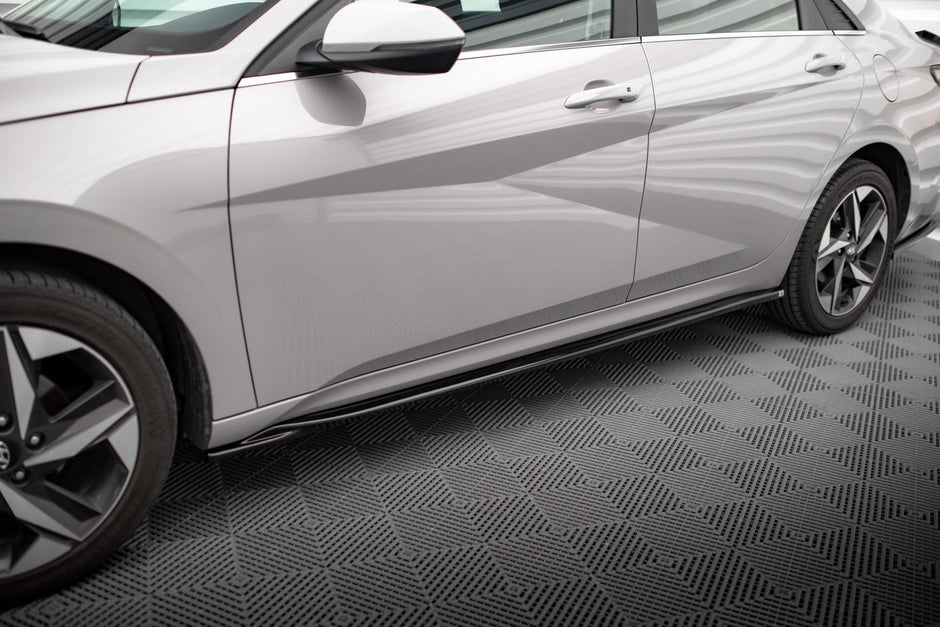 Sidokjolar Diffusers för Hyundai Elantra Mk7