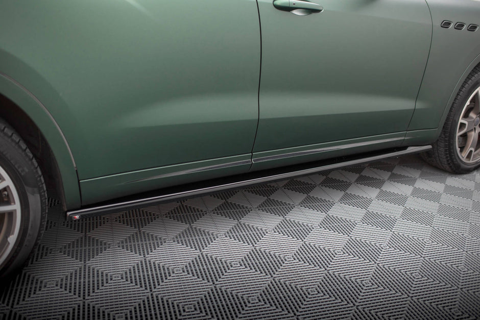Sidokjolar Diffusers för Maserati Levante Mk1