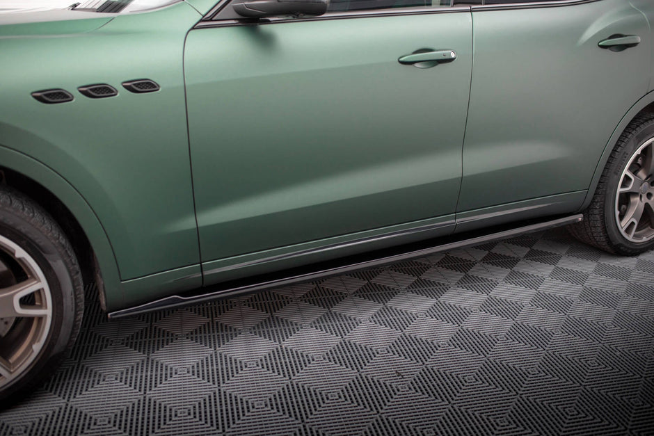 Sidokjolar Diffusers för Maserati Levante Mk1