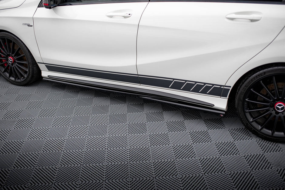 Maxton Design Sidokjolar Mercedes-Benz A45 AMG W176 – bild 3
