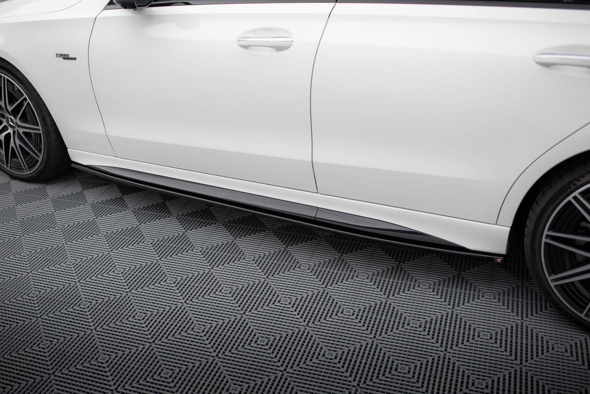 Maxton Design Sidokjolar – Mercedes-Benz C AMG-Line / 43 AMG W206