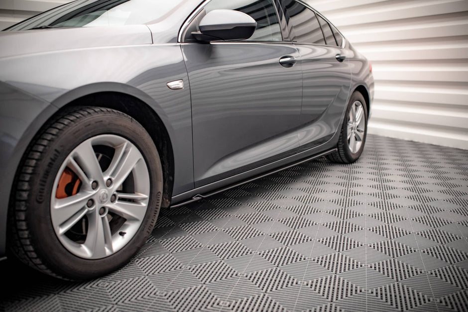 Sidokjolar Diffusers för Opel Insignia Mk2