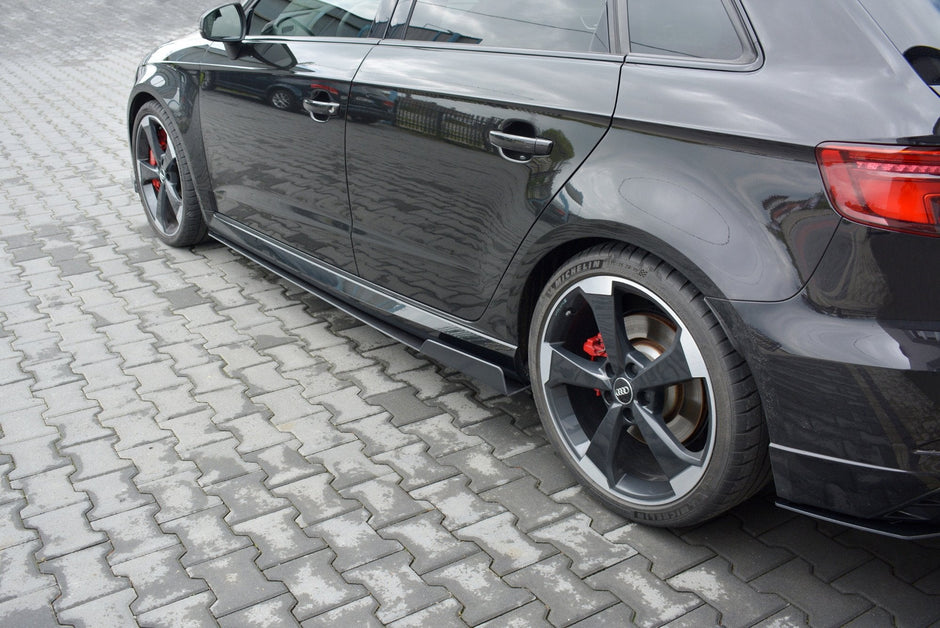 Racing Sidokjolar Diffusers V.2 för Audi RS3 Sportback 8V Facelift