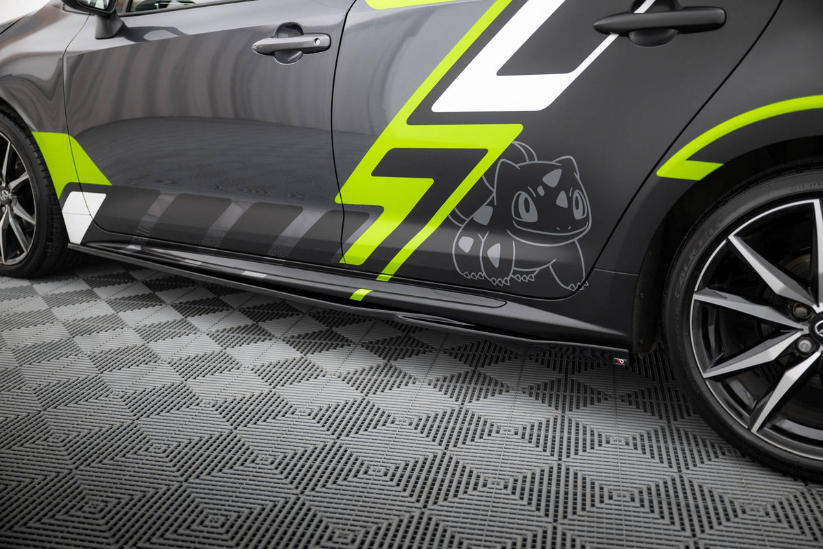 Sidokjolar Diffusers för Toyota Corolla GR Sport Touring Sports Mk12