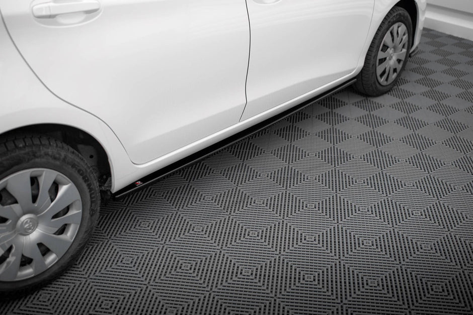 Sidokjolar Diffusers för Toyota Yaris Mk3 Facelift