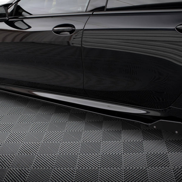Sidokjolar Diffusers V.1 + Flaps för BMW M8 Gran Coupe F93 / 8 Gran Coupe M-Pack G16