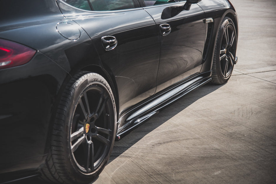 Sidokjolar Diffusers V.1 för Porsche Panamera Turbo 970 Facelift