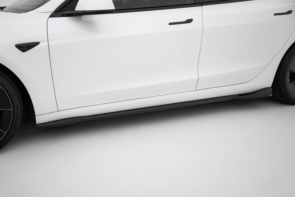 Sidokjolar Diffusers V.1 för Tesla Model 3 Performance Mk1 Facelift