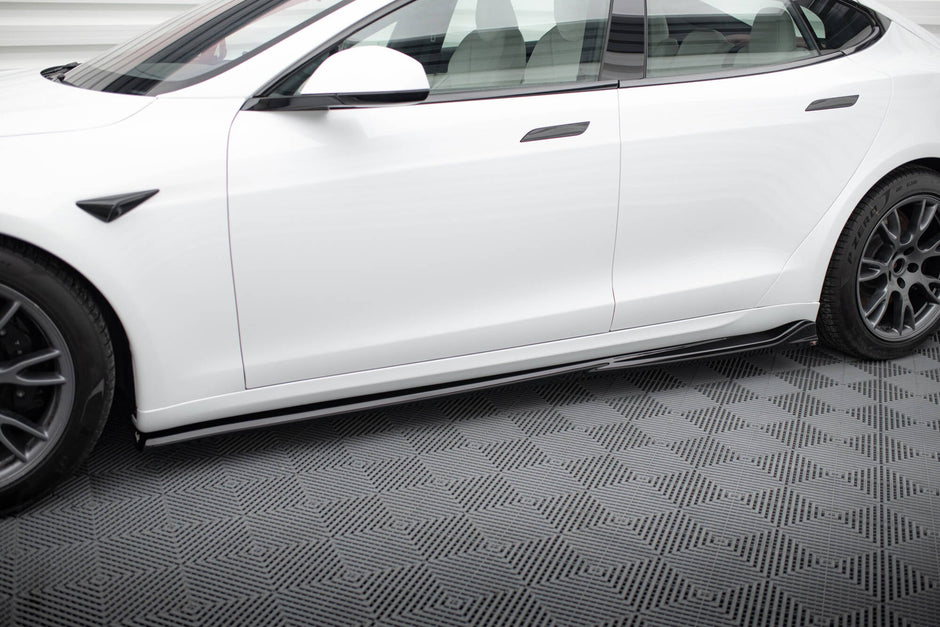Sidokjolar Diffusers V.1 för Tesla Model S Plaid Mk1 Facelift