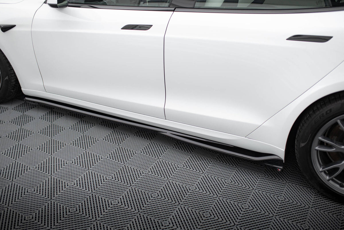 Sidokjolar Diffusers V.1 för Tesla Model S Plaid Mk1 Facelift