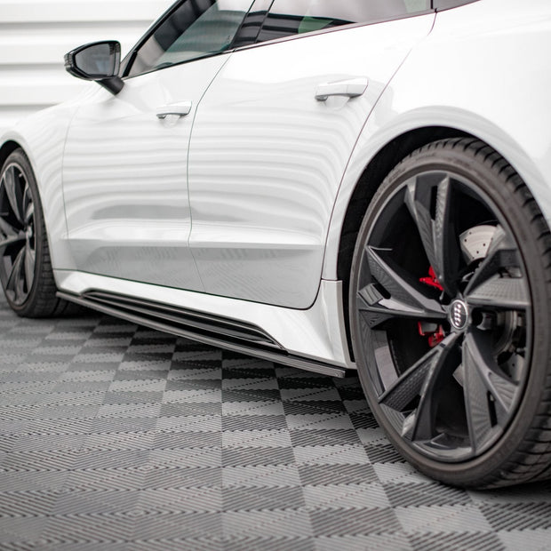 Sidokjolar Diffusers V.2 för Audi RS7 C8