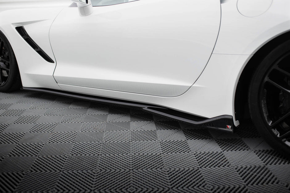 Sidokjolar Diffusers V.2 för Chevrolet Corvette Stingray C7