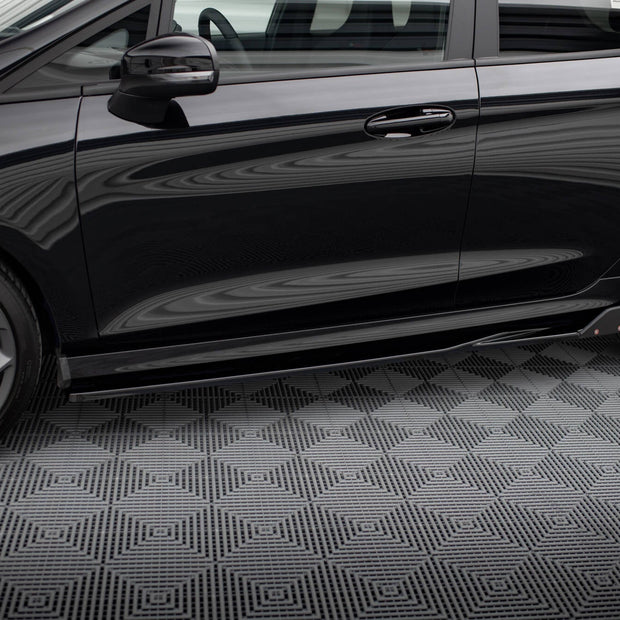 Sidokjolar Diffusers V.2 + Flaps för Ford Fiesta ST / ST-Line