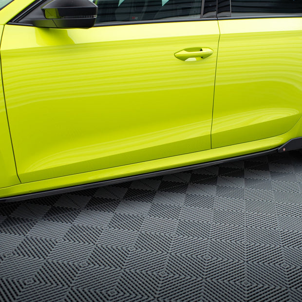 Sidokjolar Diffusers V.2 + Flaps för Skoda Octavia RS Liftback / Combi Mk4