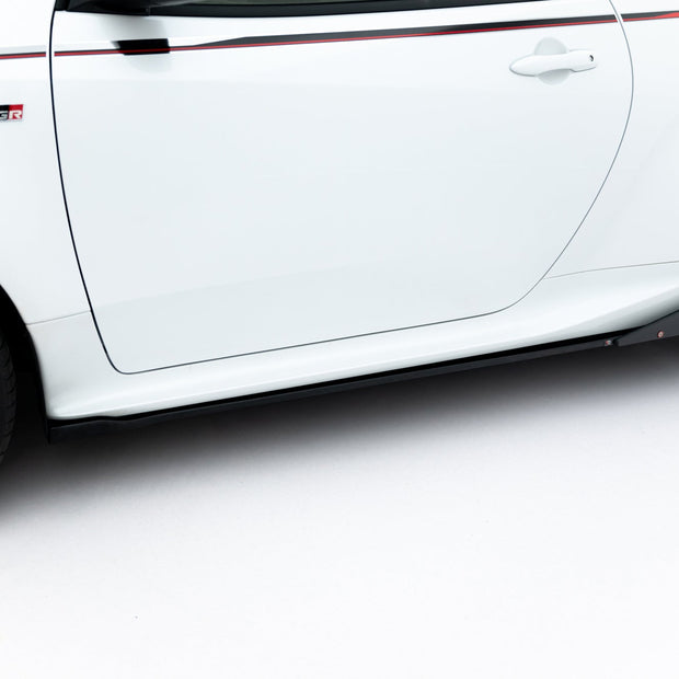 Sidokjolar Diffusers V.2 + Flaps för Toyota GR Yaris Mk4