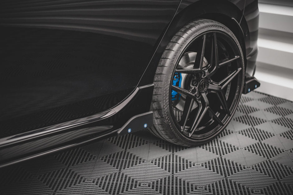 Sidokjolar Diffusers V.2 + Flaps för Volkswagen Golf R Hatchback Mk8