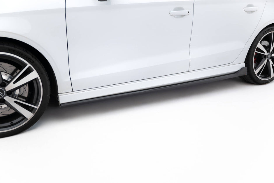 Sidokjolar Diffusers V.3 för Audi RS3 Sedan 8V Facelift