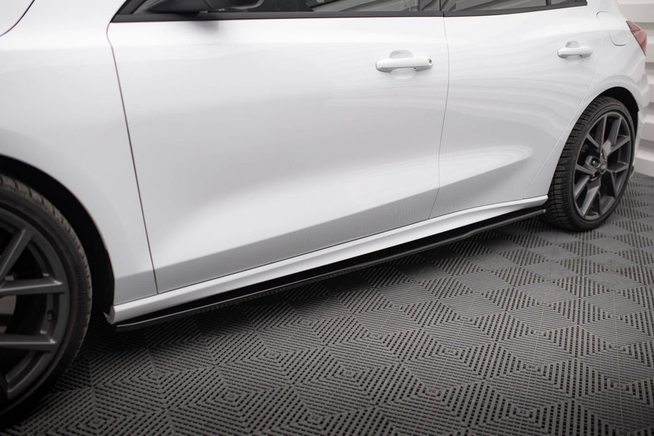 Sidokjolar Diffusers V.3 för Ford Focus ST / ST-Line Mk4 Facelift