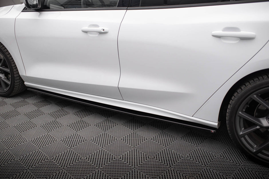 Sidokjolar Diffusers V.3 för Ford Focus ST / ST-Line Mk4 Facelift