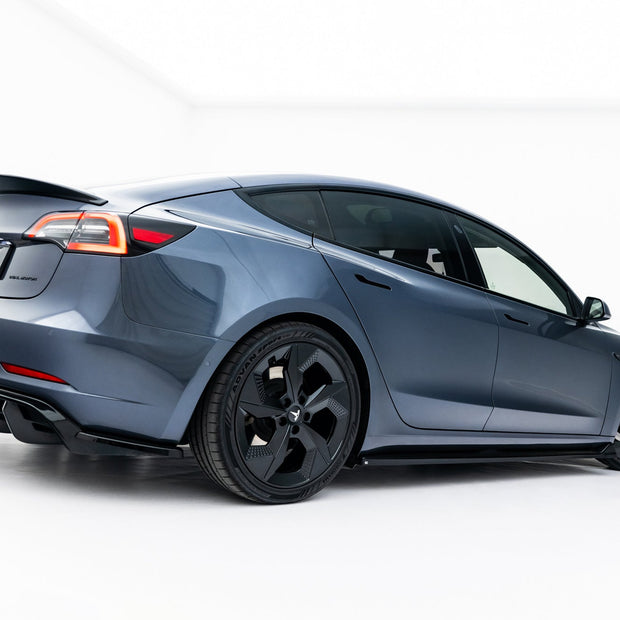 Sidokjolar Diffusers V.3 för Tesla Model 3 Mk1 / Mk1 Facelift