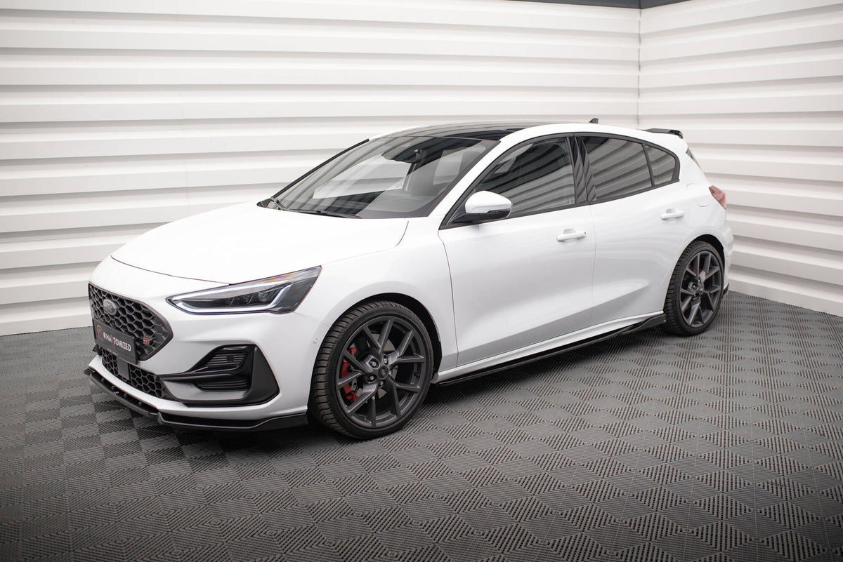Sidokjolar Diffusers V.4 för Ford Focus ST / ST-Line Mk4 Facelift