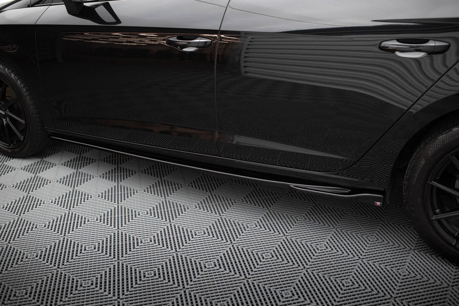 Sidokjolar Diffusers V.4 för Seat Leon Cupra / FR Mk3 Facelift