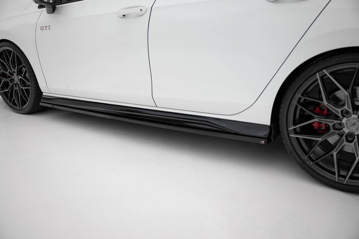 Sidokjolar Diffusers V.4 för Volkswagen Golf GTI / GTE / GTI Clubsport / GTD / R-Line Mk8