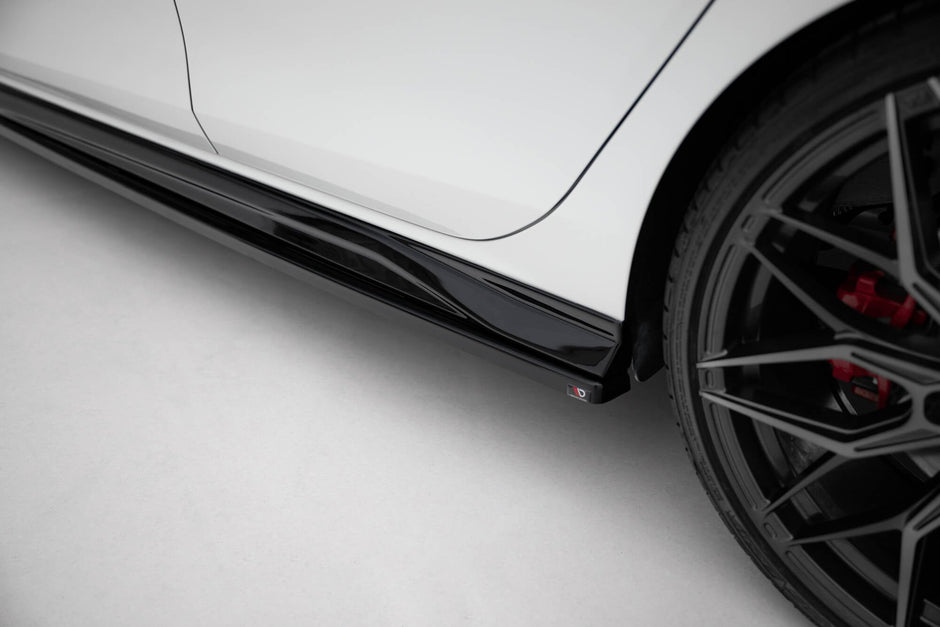 Sidokjolar Diffusers V.4 för Volkswagen Golf GTI / GTE / GTI Clubsport / GTD / R-Line Mk8