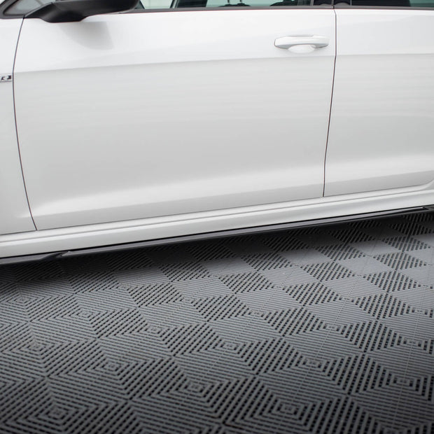 Sidokjolar Diffusers V.4 för Volkswagen Golf R / R-Line Mk7