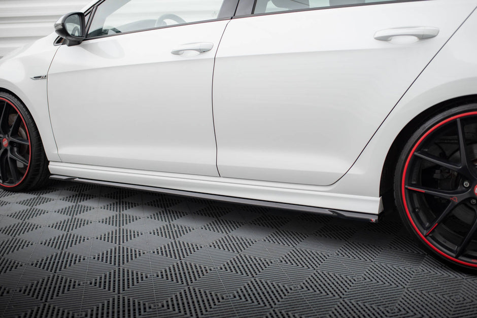 Sidokjolar Diffusers V.4 för Volkswagen Golf R / R-Line Mk7
