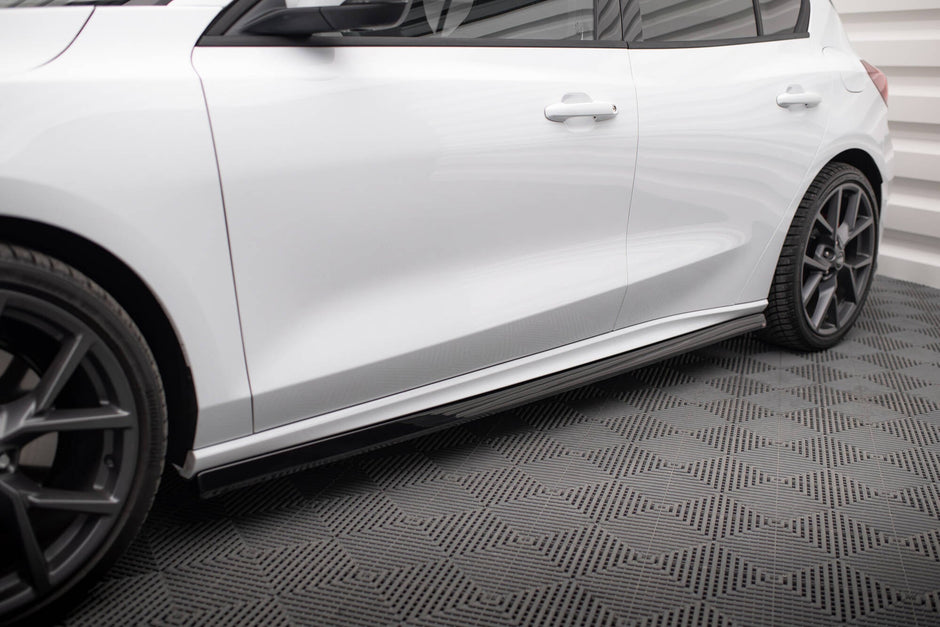 Sidokjolar Diffusers V.5 för Ford Focus ST / ST-Line Mk4 Facelift