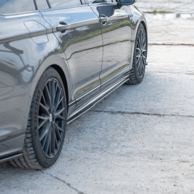 Sidokjolar Diffusers för Volkswagen Passat R-Line B8