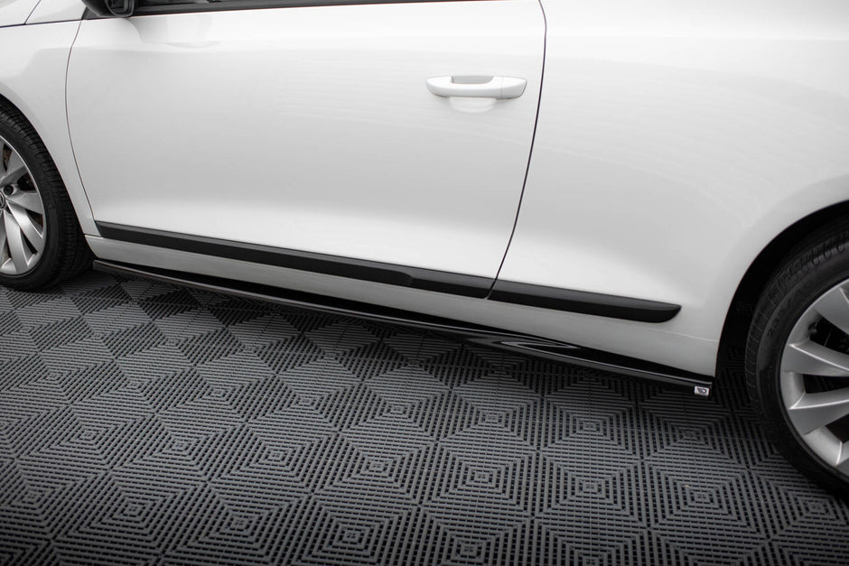 Sidokjolar Diffusers för Volkswagen Scirocco Mk3 Facelift