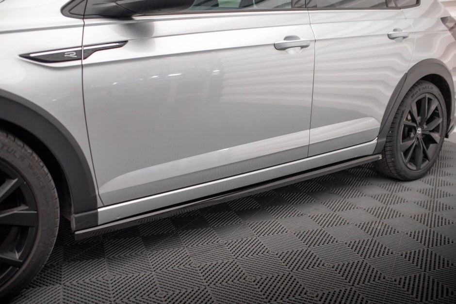 Sidokjolar Diffusers för Volkswagen Taigo R-Line Mk1