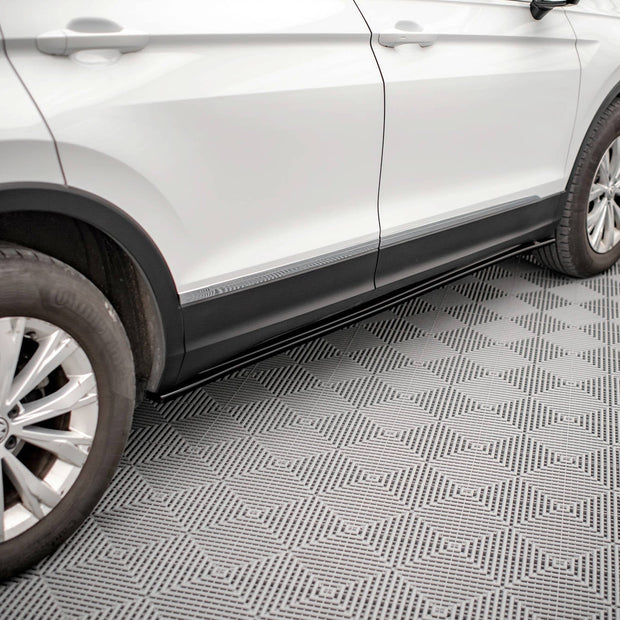 Sidokjolar Diffusers för Volkswagen Tiguan Mk2