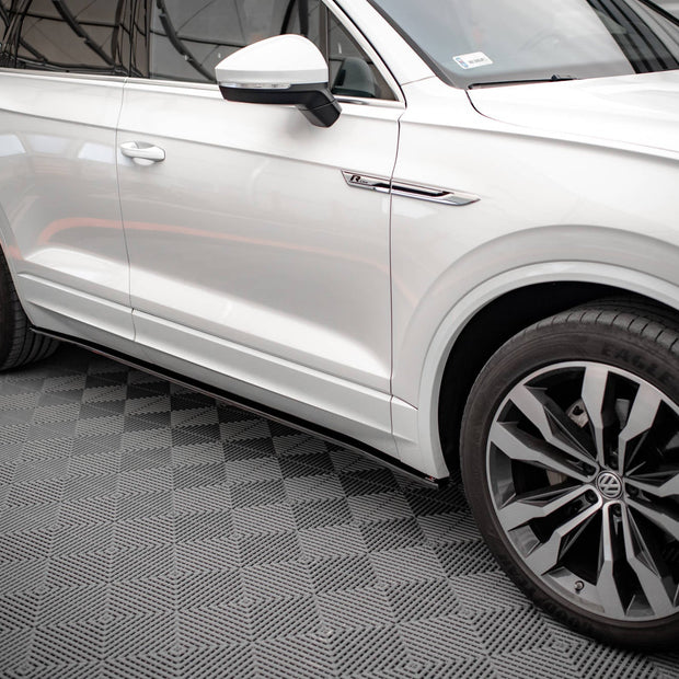 Sidokjolar Diffusers för Volkswagen Touareg R-line Mk3